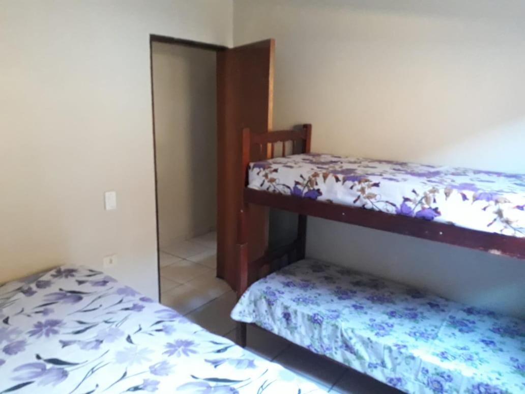 Casa Em Com Wi-fi - 300m Da Ubatuba