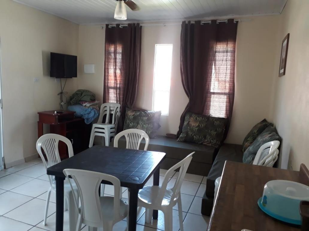 Casa de férias Casa Em Com Wi-fi - 300m Da *